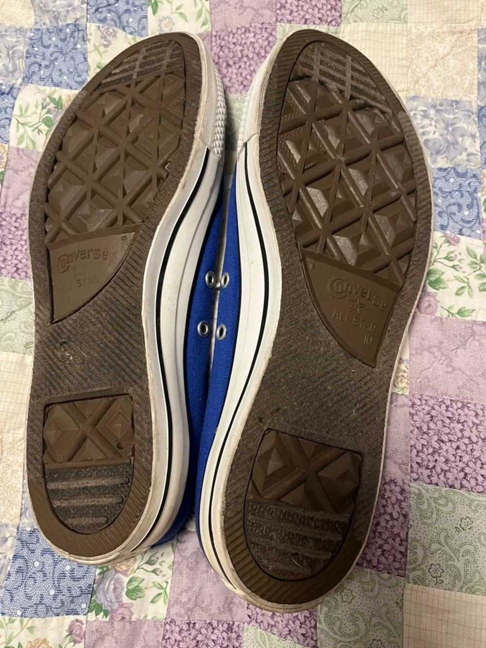 Converse Low Top Sneakers in Blue and White - Picture 3 of 4